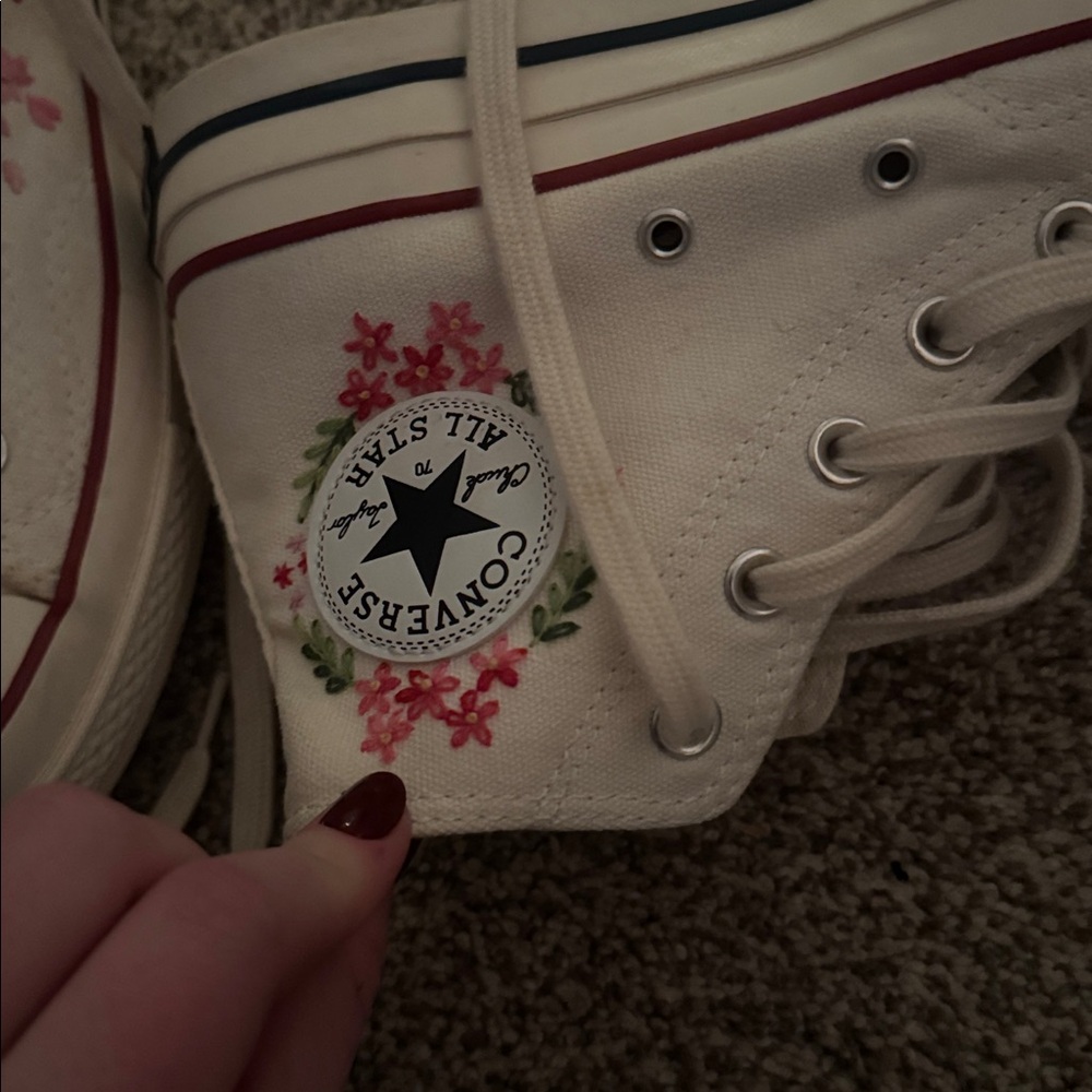 Converse White Floral High-Tops - Picture 4 of 6